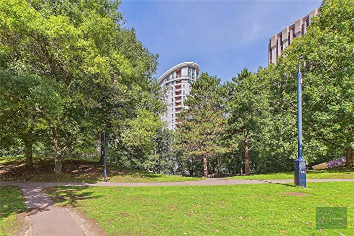 1 Bedroom Apartment For Sale In Eclipse, Bristol, BS1