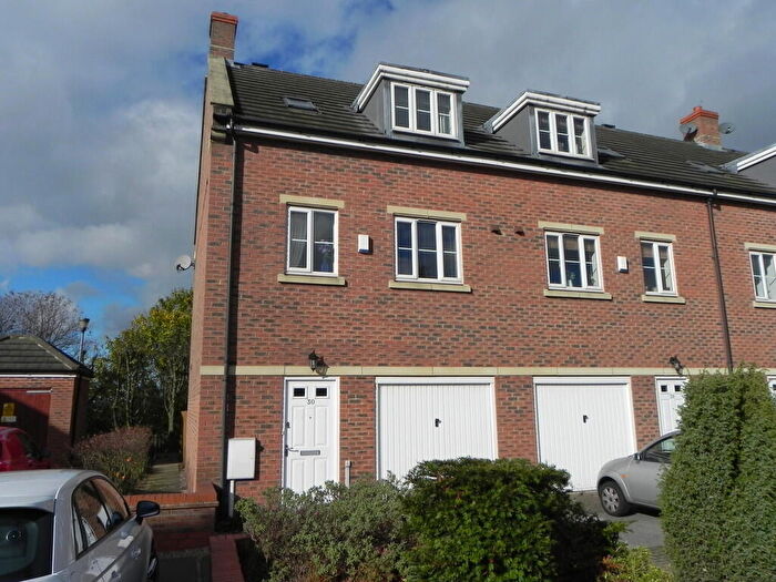 3 Bedroom Town House To Rent In Gilbert Boulevard, Arnold, NG5