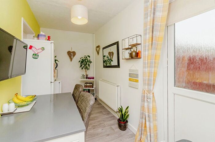 2 Bedroom Semi-Detached House For Sale In Wilkes Avenue, Walsall, WS2