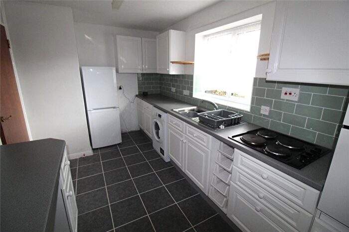 1 Bedroom Flat For Sale In East Street, Rochford, Essex, SS4
