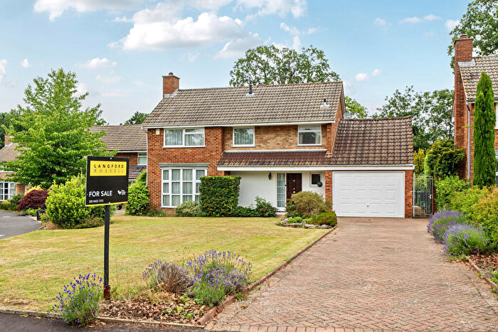 4 Bedroom Detached House For Sale In St. Davids Close, West Wickham, BR4