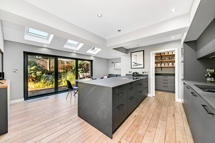 5 Bedroom Semi-Detached House For Sale In Chapel Royd, Emley, HD8