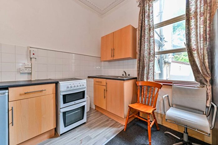 Studio To Rent In Pellerin Road, Hackney, London, N16