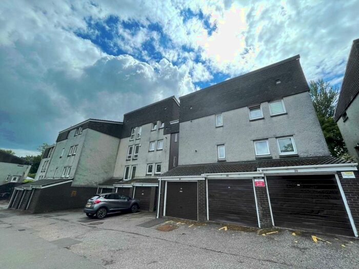 1 Bedroom Flat To Rent In Park Brae, Erskine, PA8