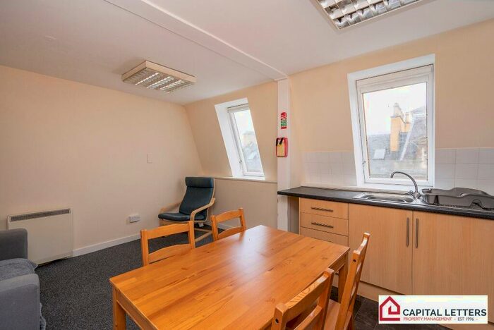 3 Bedroom Flat To Rent In Murray Place, Stirling Town, Stirling, FK8