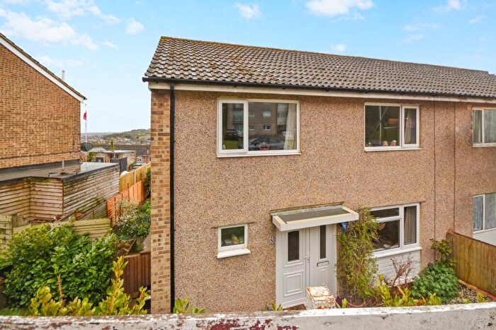 3 Bedroom Semi Detached House For Sale In Friars Way, Dover, CT16