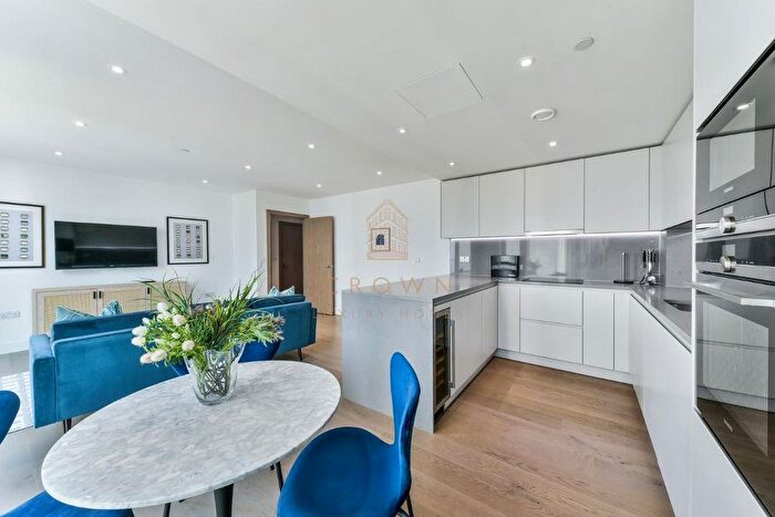 1 Bedroom Flat To Rent In Vaughan Way, London, E1W