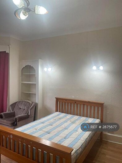 4 Bedroom Flat To Rent In West Princes St, Glasgow, G4