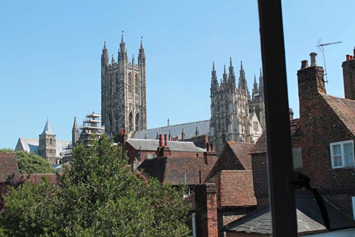 2 Bedroom Flat To Rent In King Street, Canterbury, CT1