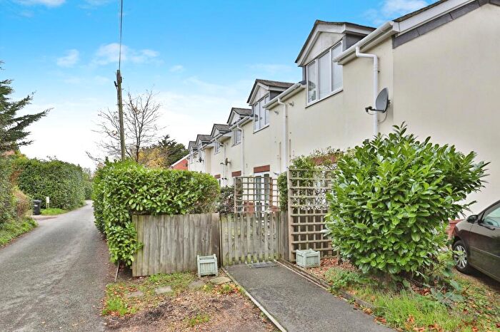 1 Bedroom Flat For Sale In Gravel Lane, Ringwood, Hampshire, BH24