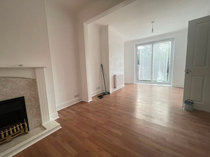3 Bedroom Terraced House To Rent In Gay Gardens, Dagenham, RM10
