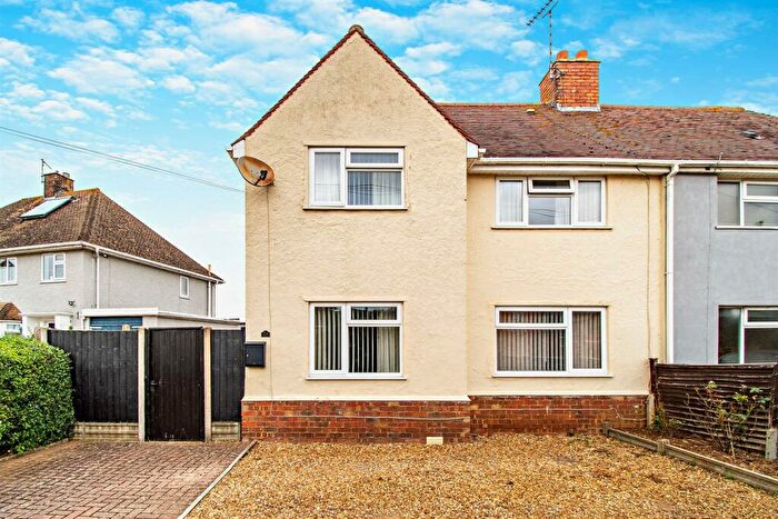 3 Bedroom Semi-Detached House For Sale In North Street East, Uppingham, Rutland, LE15