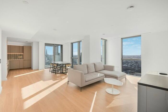 2 Bedroom Flat To Rent In City Road, London, EC1V