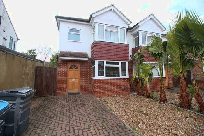4 Bedroom Semi-Detached House To Rent In Rugby Avenue, Wembley, HA0