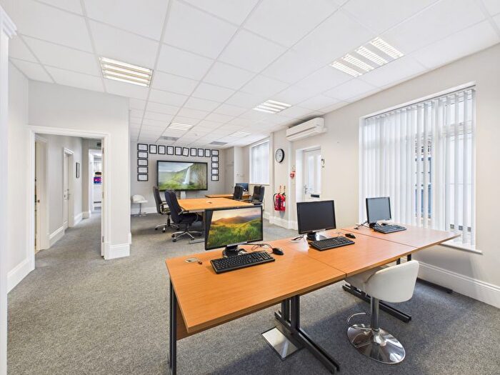 4 Bedroom Semi-detached House For Sale In High Street, Pembury, TN2