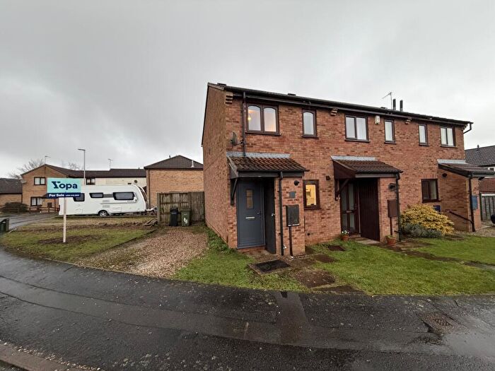 2 Bedroom Terraced House For Sale In Roman Hill, Wigston, LE18