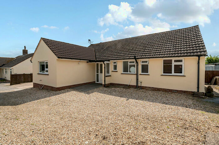 3 Bedroom Bungalow For Sale In Cattistock, Dorchester, DT2