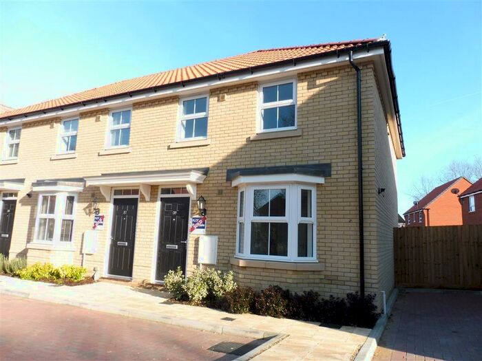 3 Bedroom Semi-Detached House To Rent In Franklin Road, Saxmundham, IP17