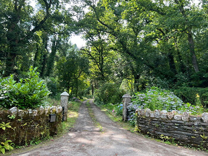 6 Bedroom Detached House For Sale In St. Breock, Wadebridge, PL27