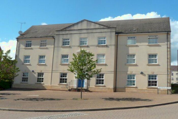 2 Bedroom Flat To Rent In Millgrove Street, Swindon, SN25