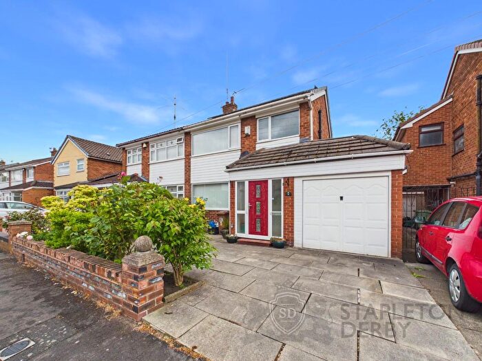 3 Bedroom Semi Detached House For Sale In Malhamdale Avenue, Rainhill, Prescot, L35