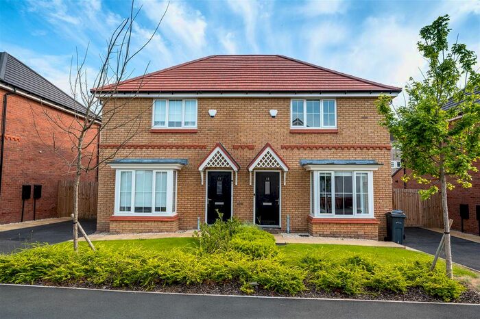 3 Bedroom Terraced House To Rent In Lea Hall Gardens, Birmingham, B20