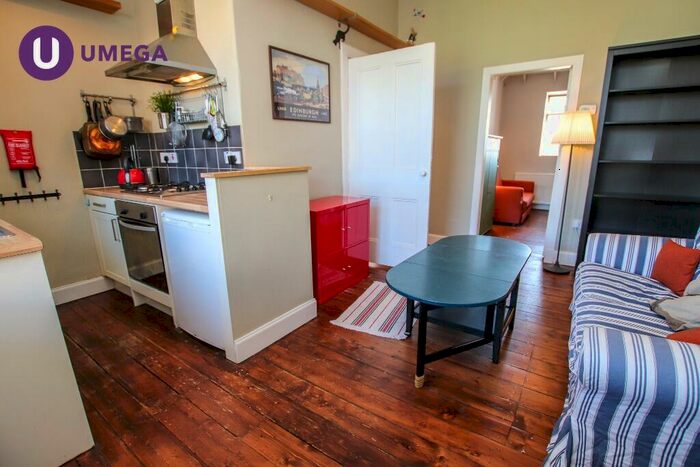 2 Bedroom Apartment To Rent In Sciennes House Place, Sciennes, Edinburgh, EH9