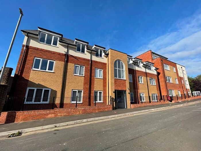 2 Bedroom Apartment To Rent In York Street, Luton, LU2