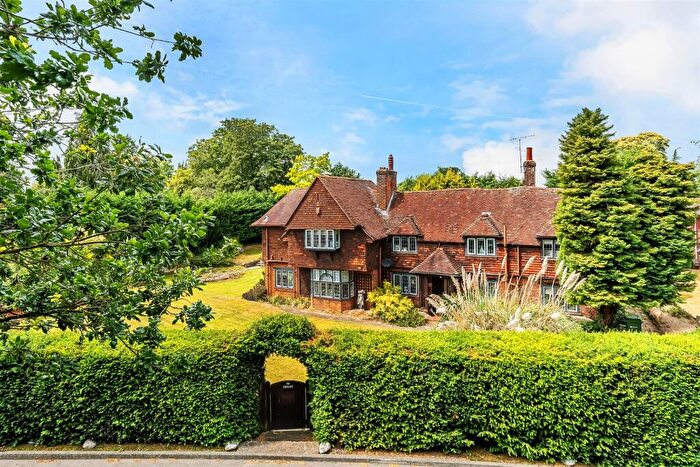 4 Bedroom Detached House For Sale In Lower Road, Bookham, KT23