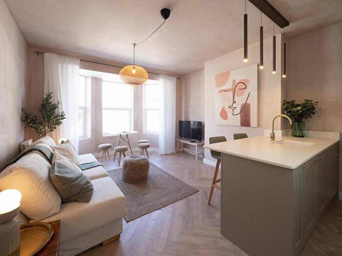 2 Bedroom Apartment To Rent In Southwood Road, Ramsgate, CT11