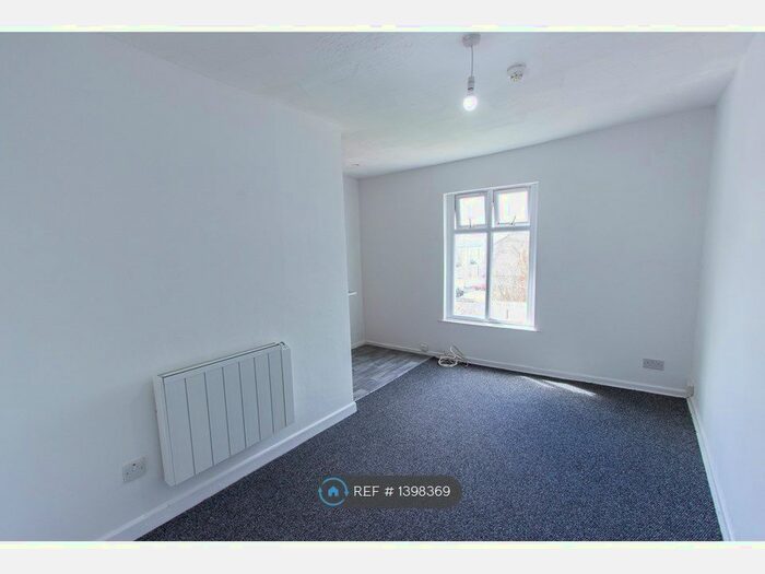 1 Bedroom Flat To Rent In Chepstow Road, Newport, NP19