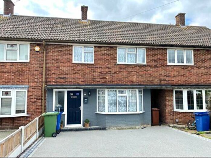 3 Bedroom Terraced House For Sale In Abbotts Drive, Stanford-Le-Hope, Essex, SS17