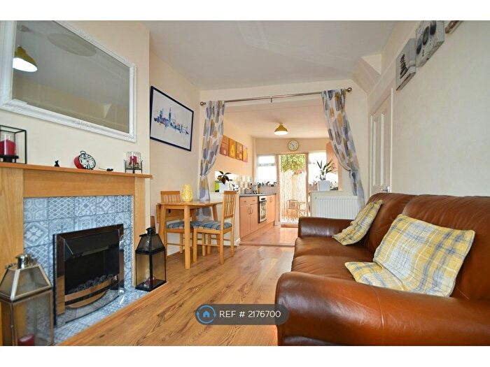 2 Bedroom Terraced House To Rent In St. Vincent Road, Southsea, PO5