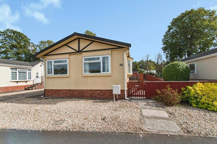2 Bedroom Park Home For Sale In First Avenue, Newport Park, Exeter, EX2