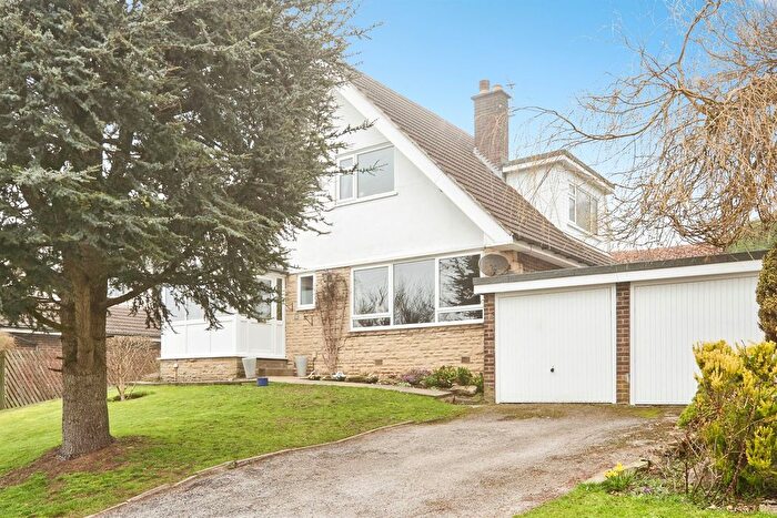 4 Bedroom Detached House For Sale In Summerfield Grove, Baildon, Shipley, BD17