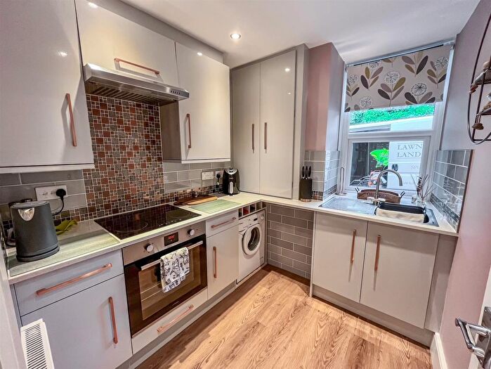 1 Bedroom Flat For Sale In Manchester Road, Buxton, SK17