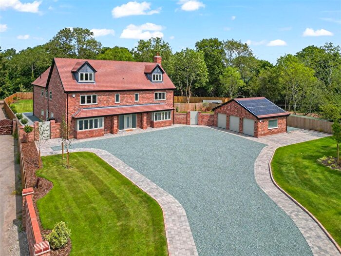 7 Bedroom Detached House For Sale In Ashleigh Coach House, Whitley Hill, Henley-In-Arden, B95