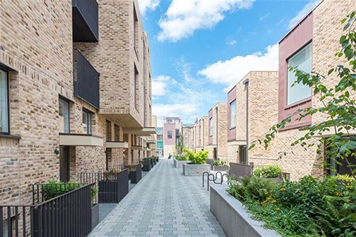 1 Bedroom Flat To Rent In Hand Axe Yard, King's Cross, Camden, Gray's Inn Road, London, WC1X