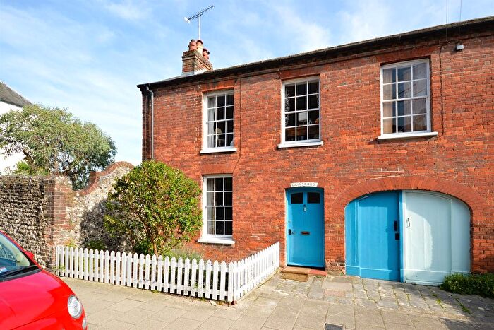 2 Bedroom End Of Terrace House To Rent In Tarrant Street, Arundel, West Sussex, BN18