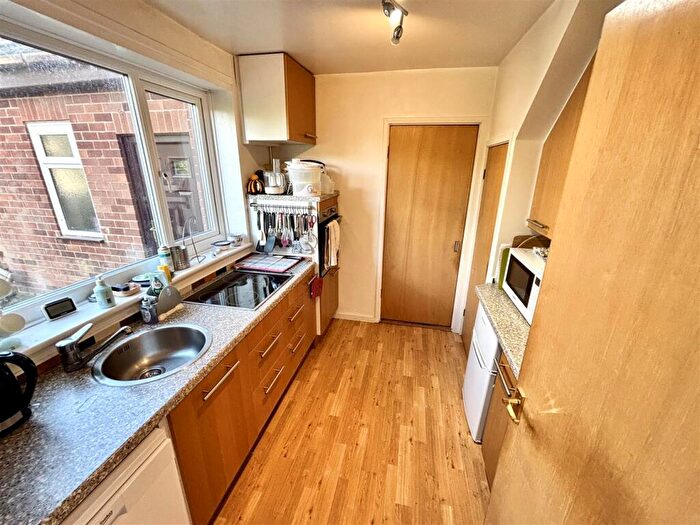 3 Bedroom Detached House For Sale In Wantage Road, Carrville, Durham, DH1