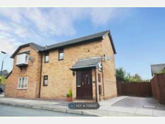 2 Bedroom Semi-Detached House To Rent In Doyle Close, Erith, DA8