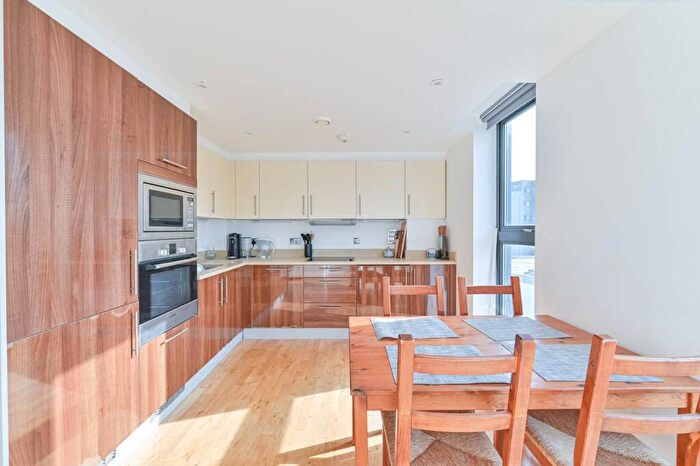 2 Bedroom Flat For Sale In Union House, Woolwich, London, SE18