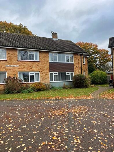 2 Bedroom Maisonette To Rent In Kingsmead Avenue, Sunbury-On-Thames, Surrey, TW16