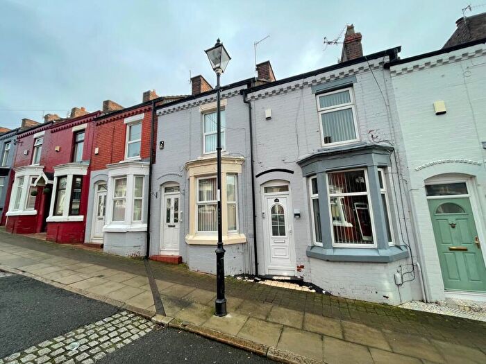 2 Bedroom Terraced House To Rent In Draycott Street, L8