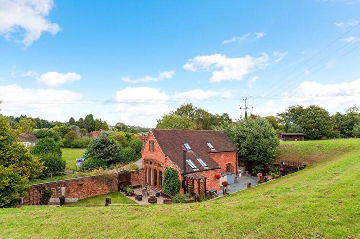 3 Bedroom Barn Conversion For Sale In Belbroughton, Stourbridge, Worcestershire, DY9