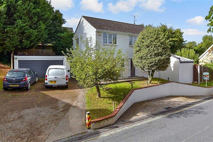4 Bedroom Detached House For Sale In Ware Street, Bearsted, Maidstone, Kent, ME14