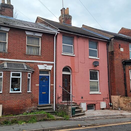 1 Bedroom House Of Multiple Occupation To Rent In Maldon Road Colchester, CO3