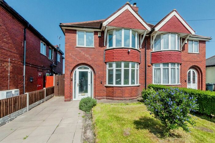 3 Bedroom Property To Rent In Lichfield Road, Rushall, Walsall, WS4