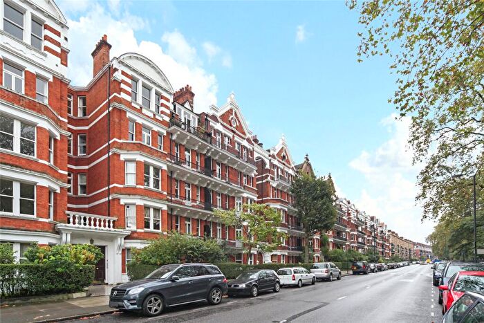 2 Bedroom Flat For Sale In Prince Of Wales Mansions, Prince Of Wales Drive, London, SW11
