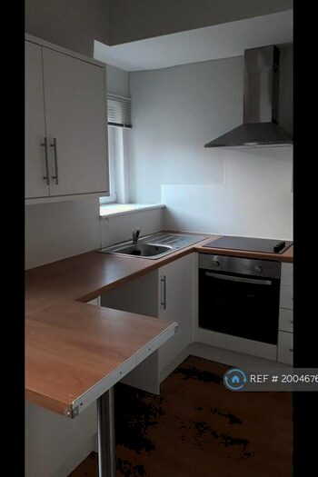 2 Bedroom Flat To Rent In Dundee, Dundee, DD3